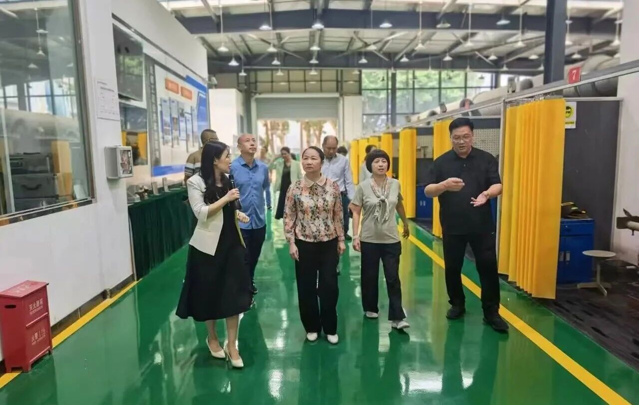 民盟贛州市委會(huì)遠(yuǎn)赴新疆、四川開(kāi)展專題調(diào)研，探索贛州網(wǎng)絡(luò)技術(shù)服務(wù)的協(xié)同發(fā)展新路徑